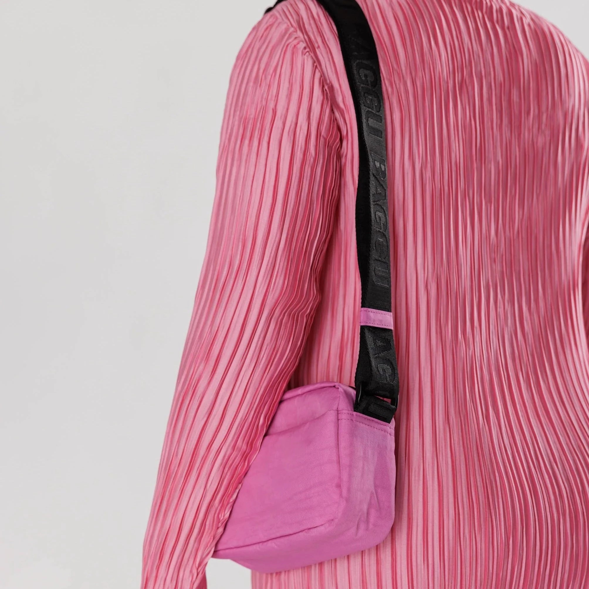 Baggu Camera Crossbody Bag - Extra Pink