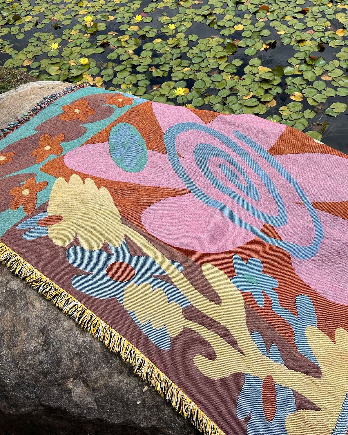Slowdown Studio - Pedro Throw