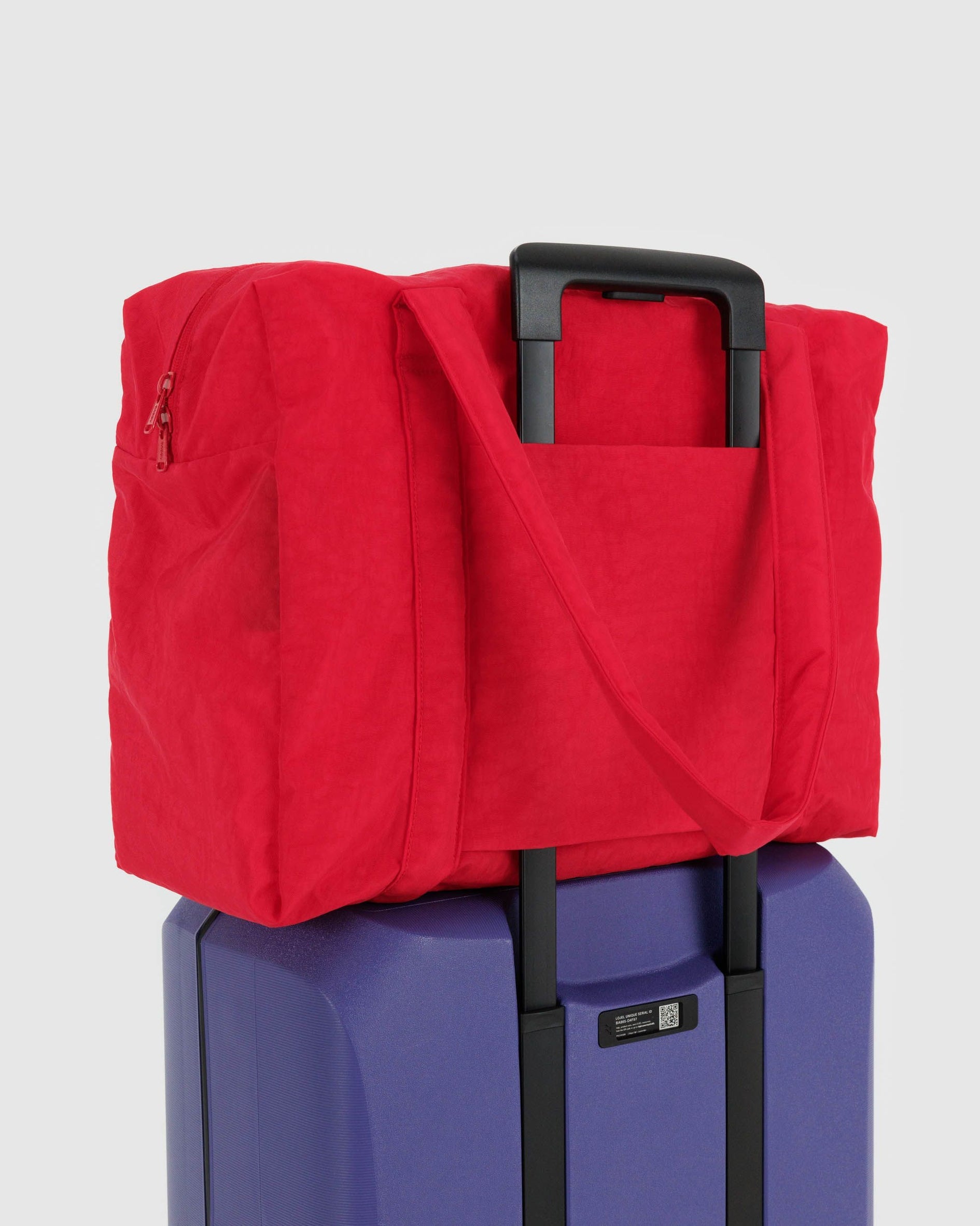 Baggu Cloud Carry On - Candy Apple