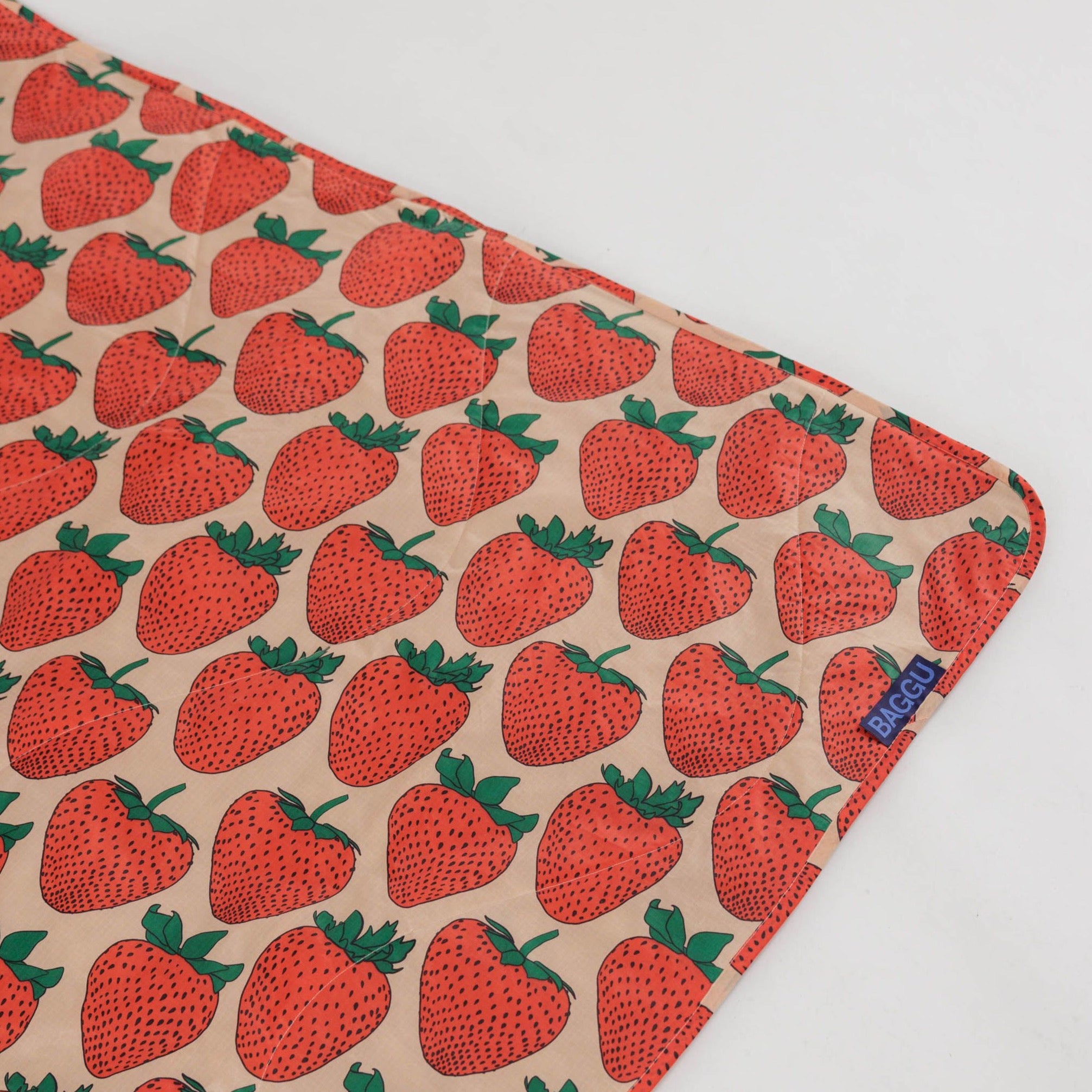 Baggu Picnic Rug - Strawberry
