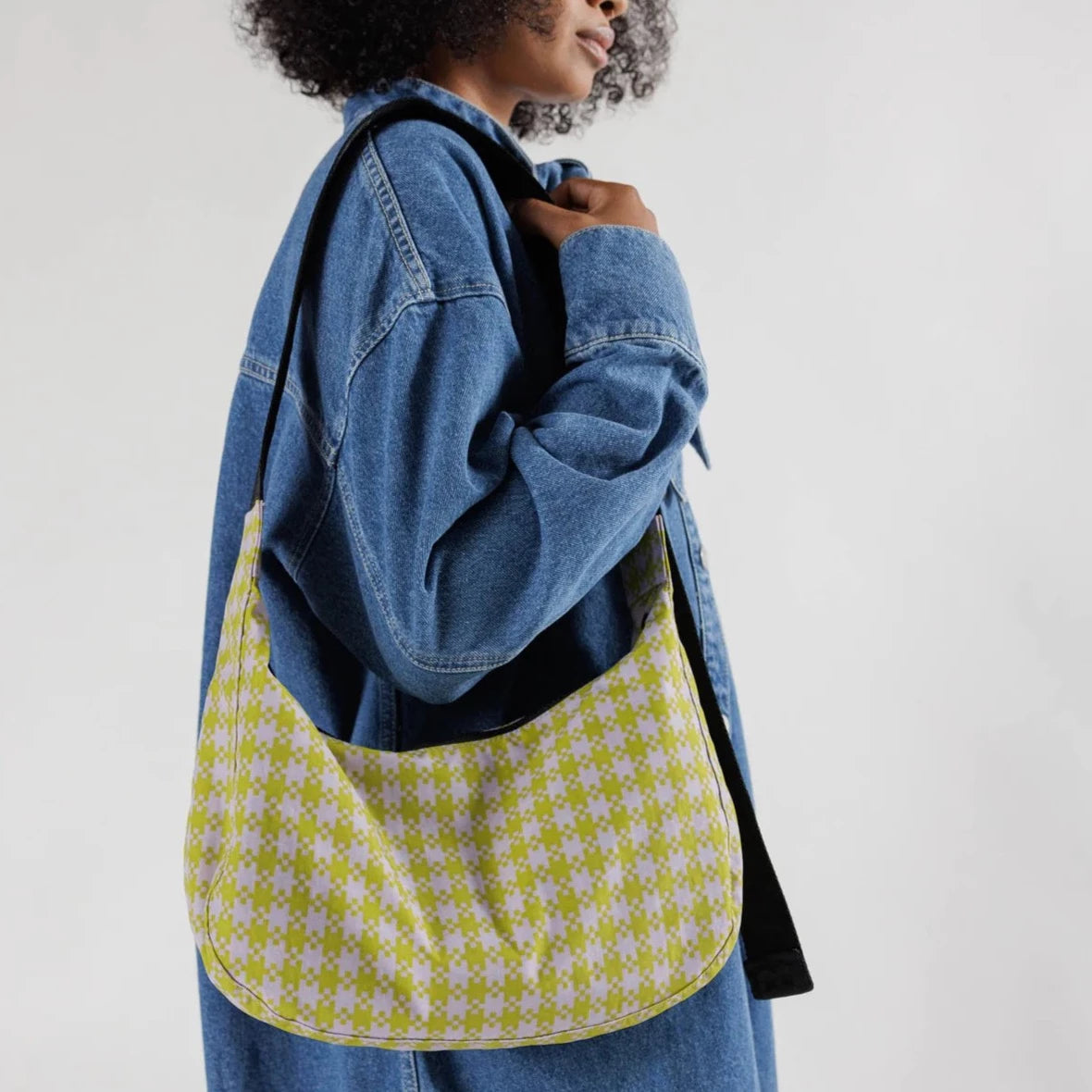 Baggu Crescent Bag Medium - Pink/Pistachio Pixel Gingham