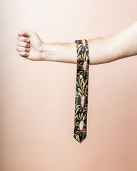 Peggy and Finn Tie - Grass Tree black