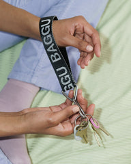 Baggu Logo Keychain - Black/White